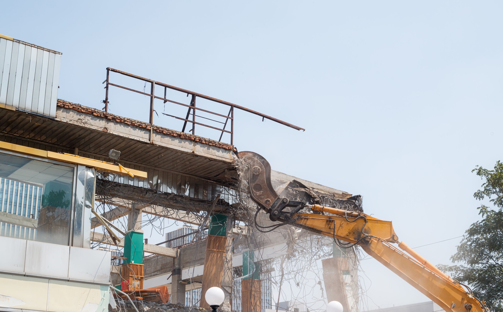 excavator Demolition of a building